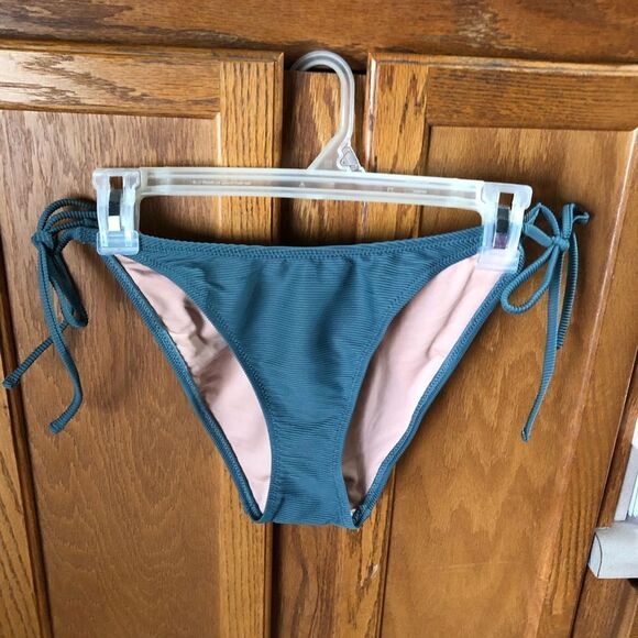 NWT J Crew Ribbed Curved Waist Cheeky String Bikini Bottom Green - M - Picture 3 of 9
